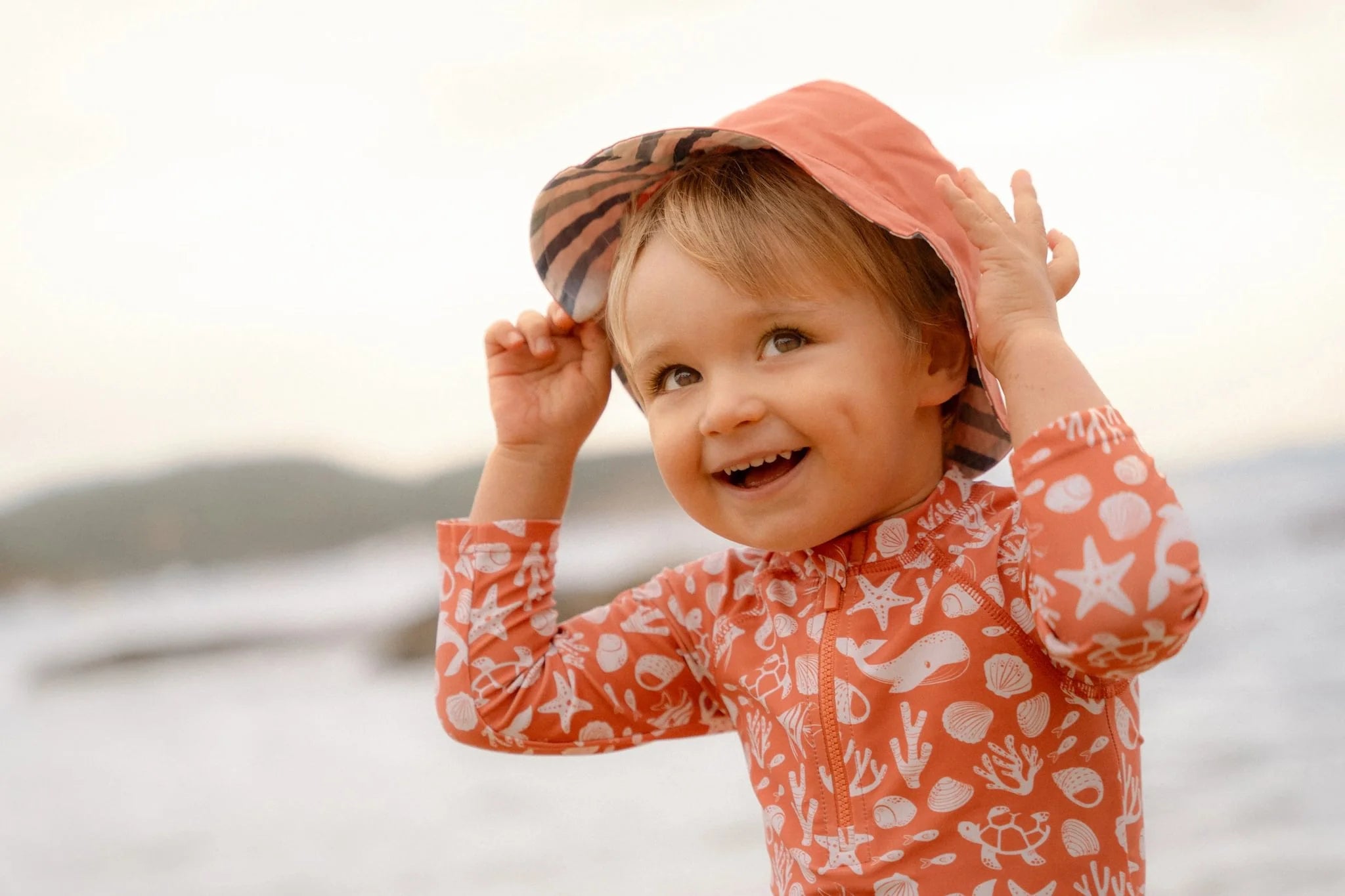 Little Dutch omkeerbaar bucket hat streep - multi color - size 3