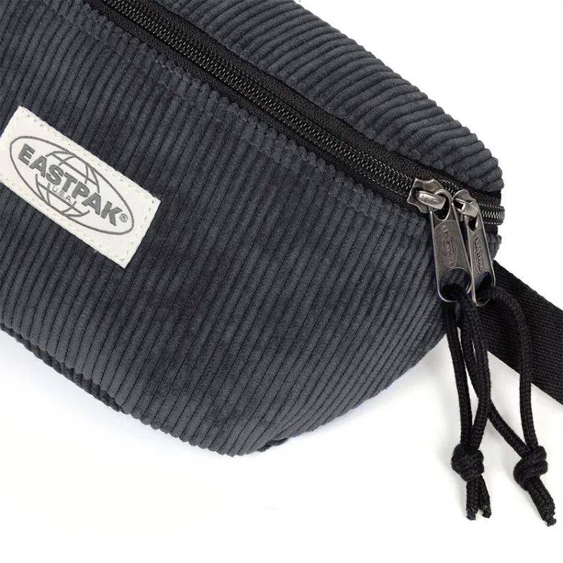 EASTPAK Springer heuptas - Ribs black
