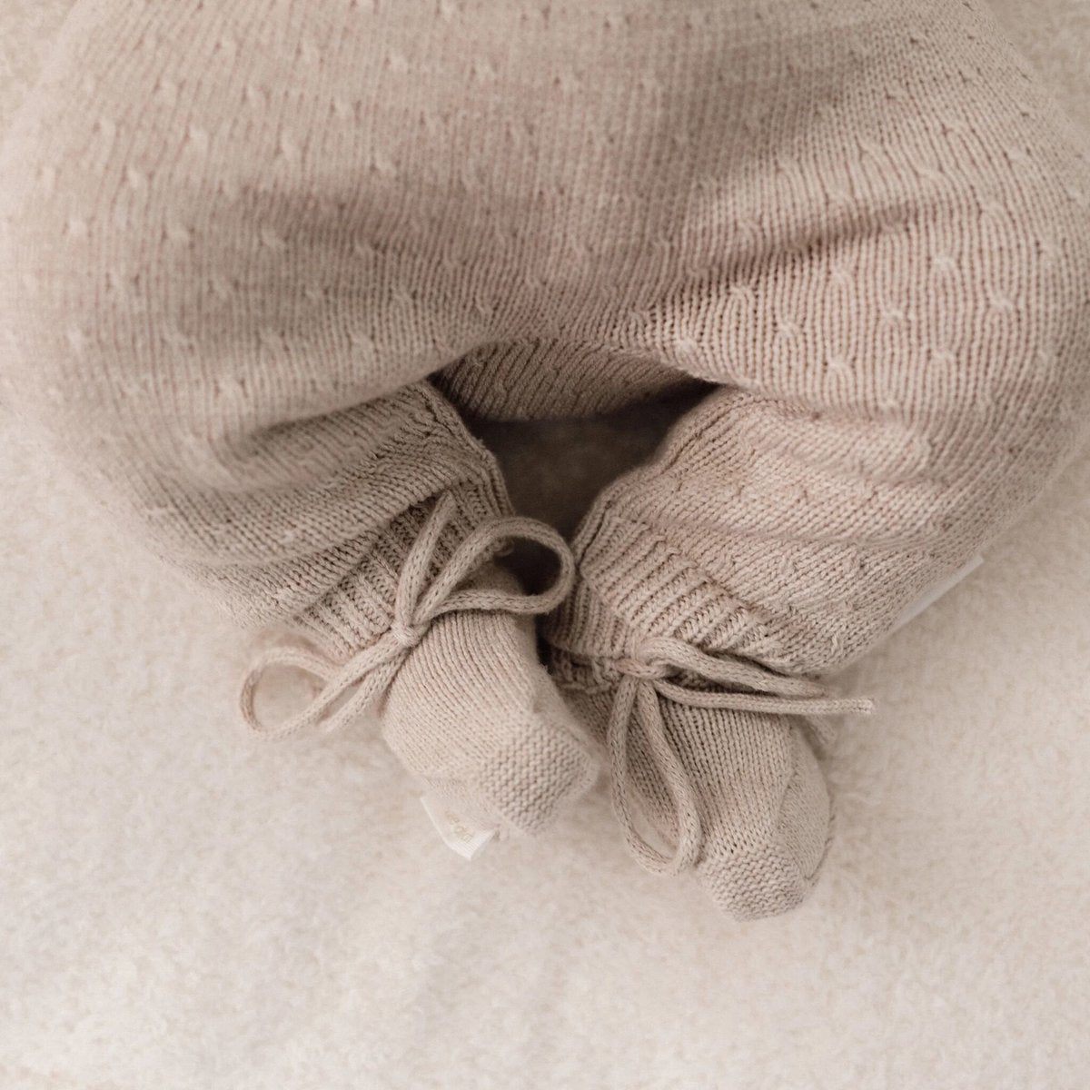 LITTLE DUTCH Knitted booties - soft beige Melee - 44/56