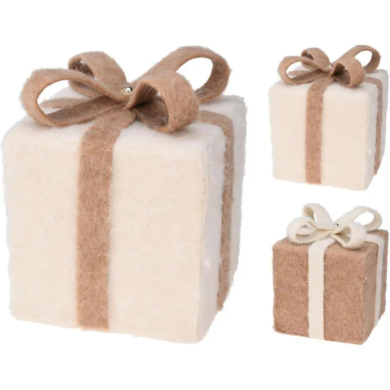 Kerstdeco cadeau 19cm - ass. (prijs per stuk)