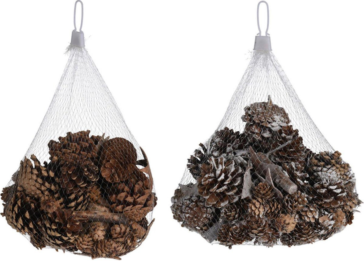 Kerst dennenappels met boomschors - ass. (prijs per stuk)