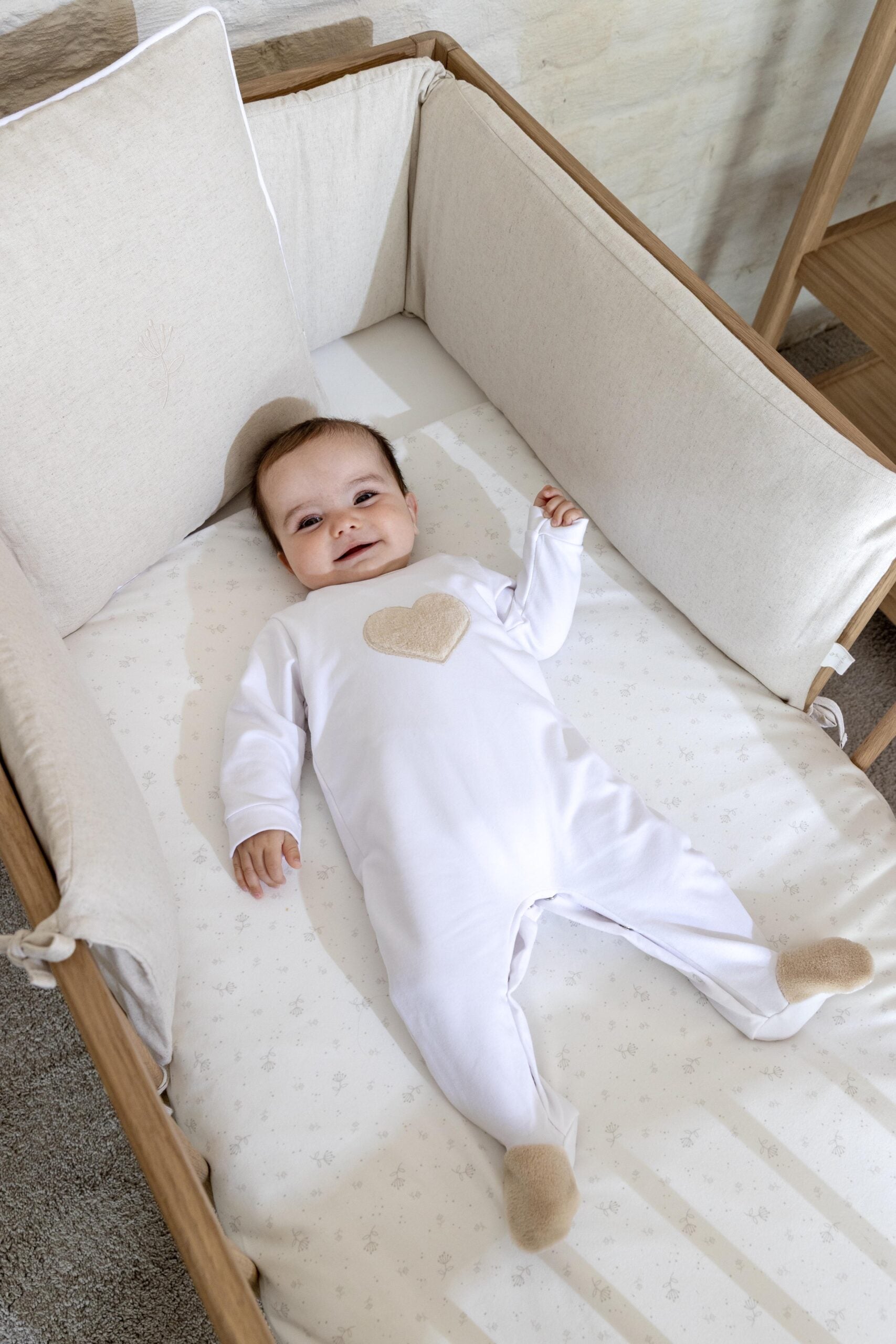 LIVING NATURE Babypakje Estelle zonder kraagje wit teddy hart - 3m