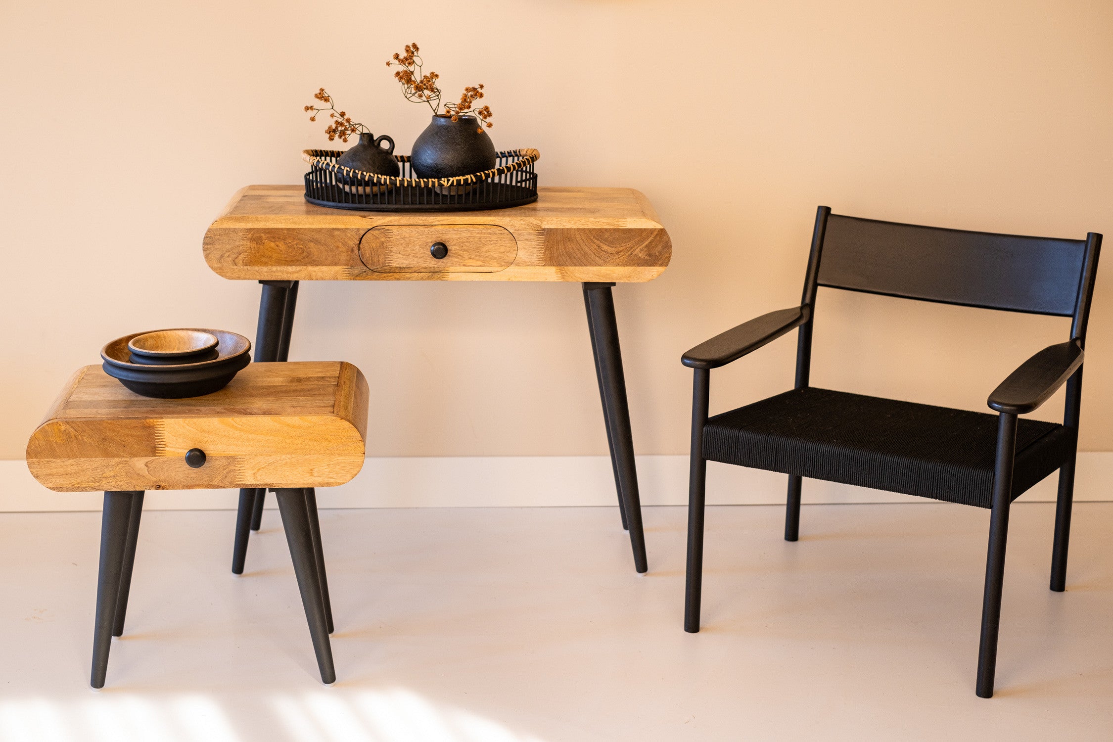 HOME SOCIETY Meir bijzettafel - L