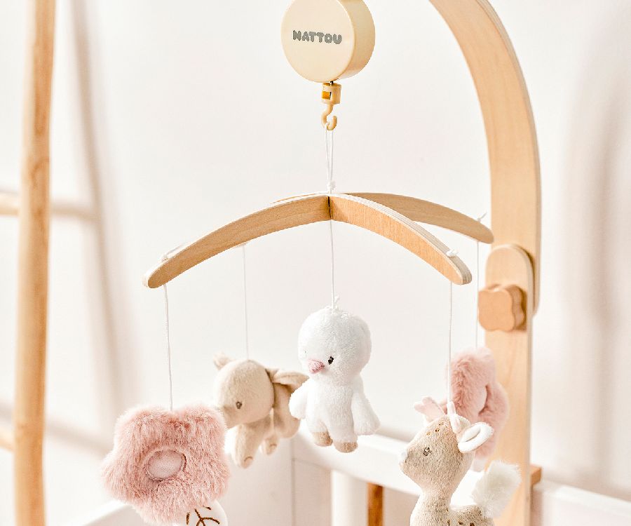 NATTOU Fanfan houten boxmobiel m/muziek