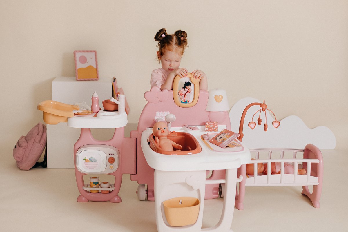 BABY NURSE - Groot babyhuis