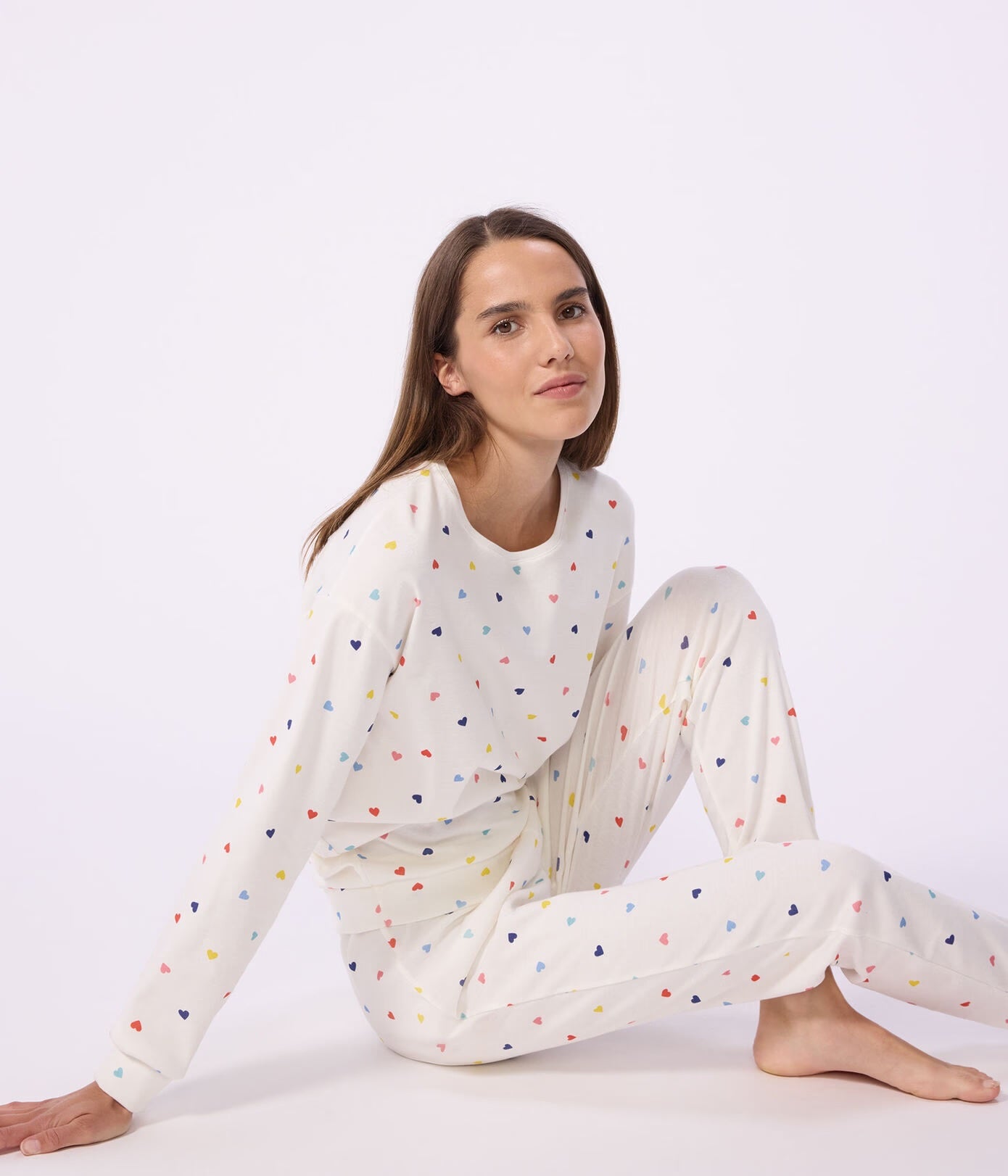 PETIT BATEAU Dames pyjama m/hartjes - L