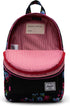 17663250-3.jpg