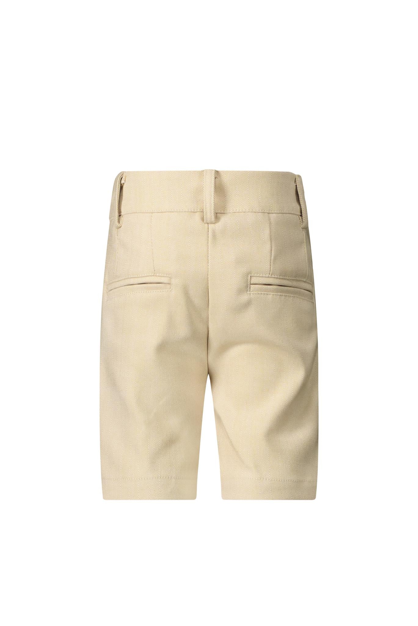 17952260-1.jpg