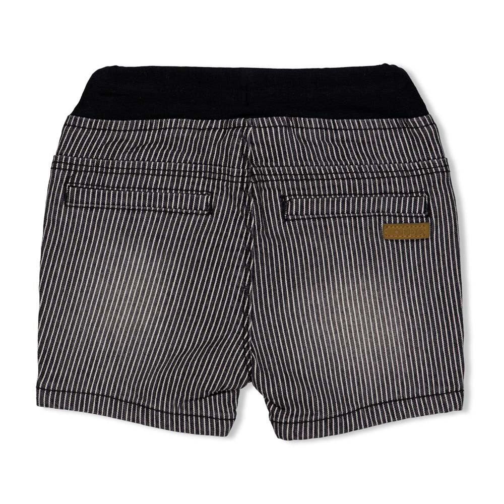 17100379-1.jpg