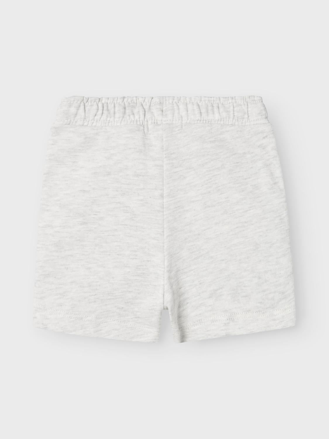 18459232-1.jpg