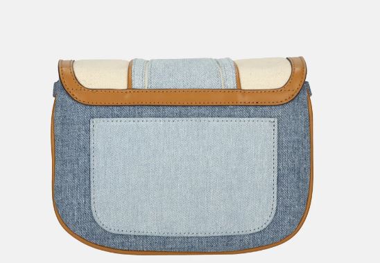 18341218-1.jpg