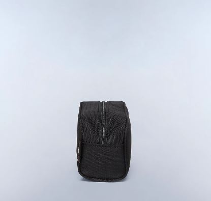 18737064-1.jpg