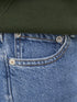 18348385-3.jpg