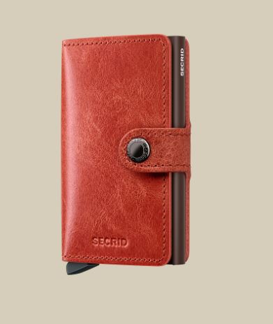 18736579.jpg